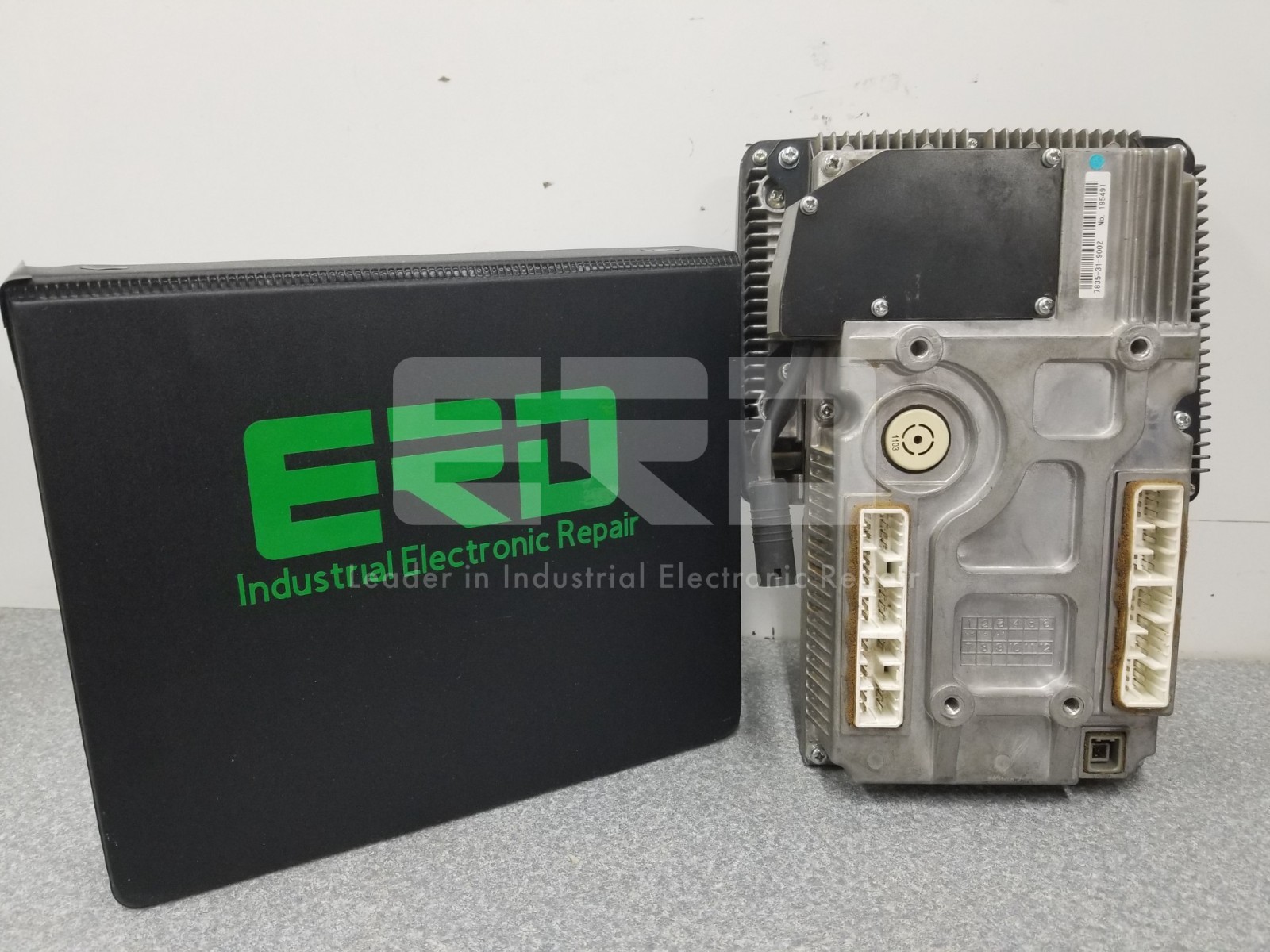 Komatsu 7835-31-1012 | Excavator Display Monitor Gauge (REPAIR EVALUATION)