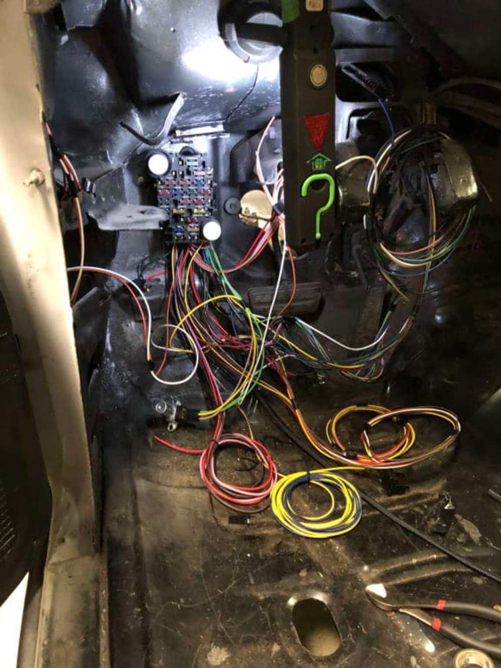 Universal 22 Circuit Wiring Harness
